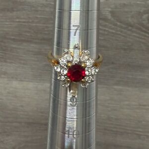 Elegant Gold and Red Gemstone Ring 18K